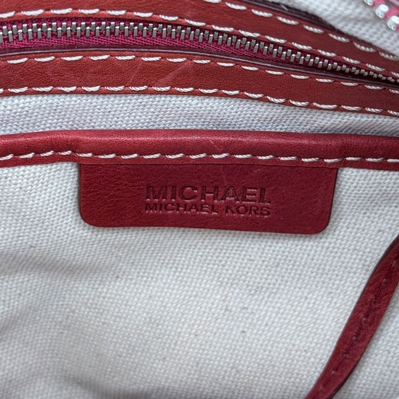 🔥 Michael Kors Red Silver Studded leather Astor shoulder bag w Dustbag - Picture 5 of 6